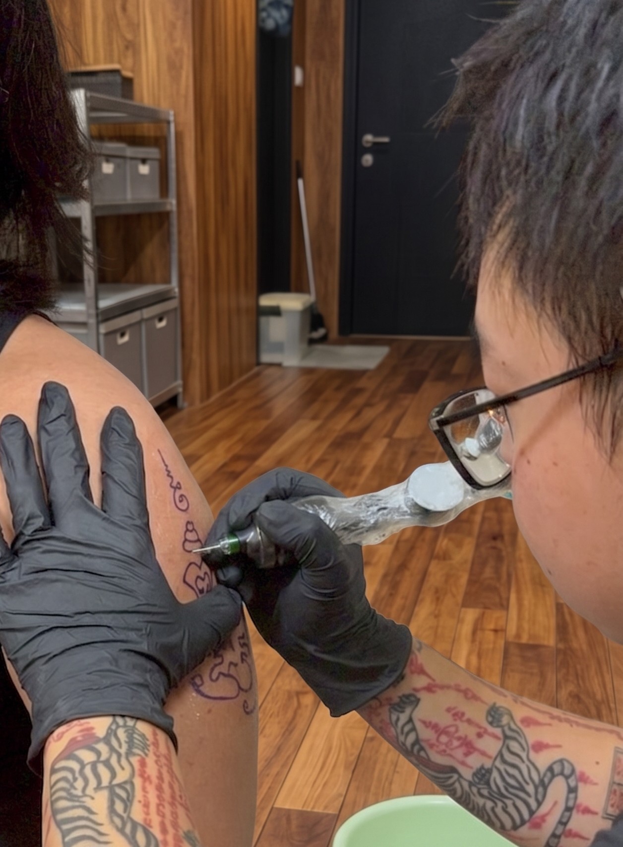 阿贊奧利弗 經文刺符