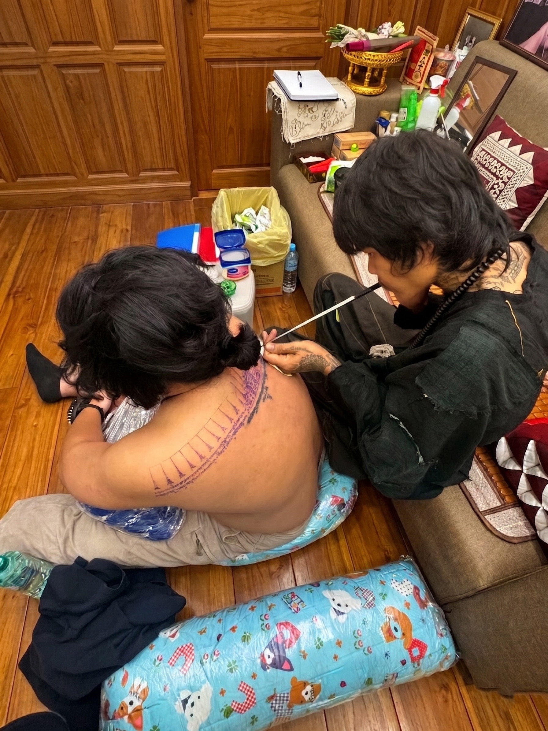 阿贊七 經文刺符